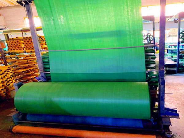 2米聚乙烯编织绿化防寒布
